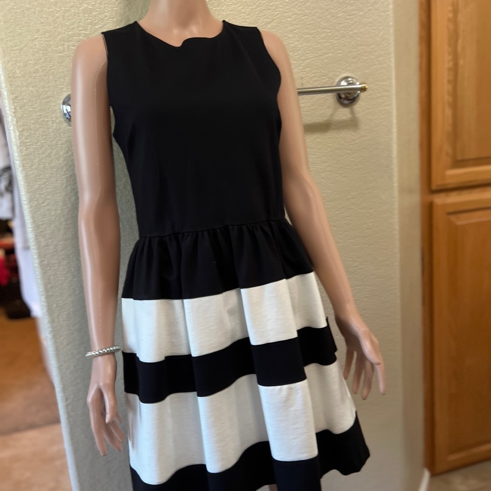 Women’s mini black and white dress, brand new